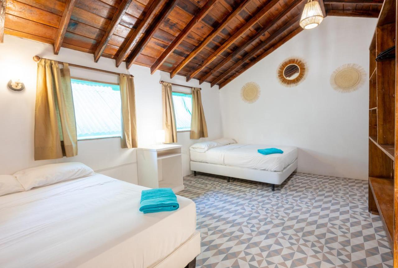 הוסטל מונטניטה Casa Del Sol מראה חיצוני תמונה