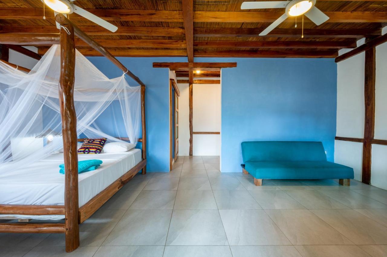 הוסטל מונטניטה Casa Del Sol מראה חיצוני תמונה