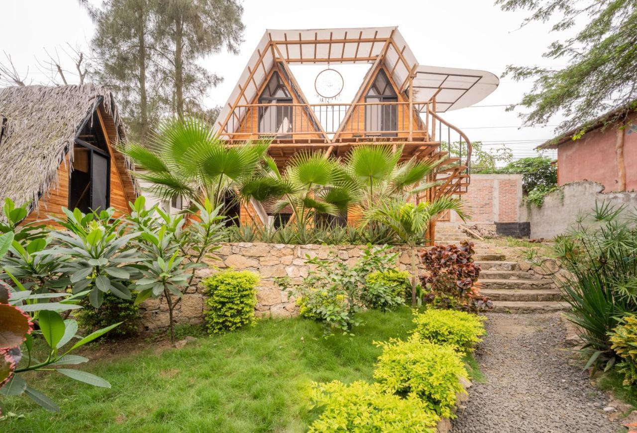 הוסטל מונטניטה Casa Del Sol מראה חיצוני תמונה
